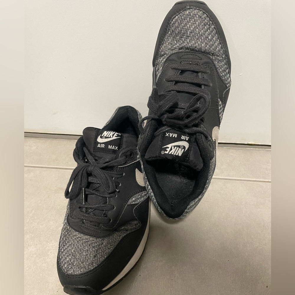 Nike AirMax Women’s 7